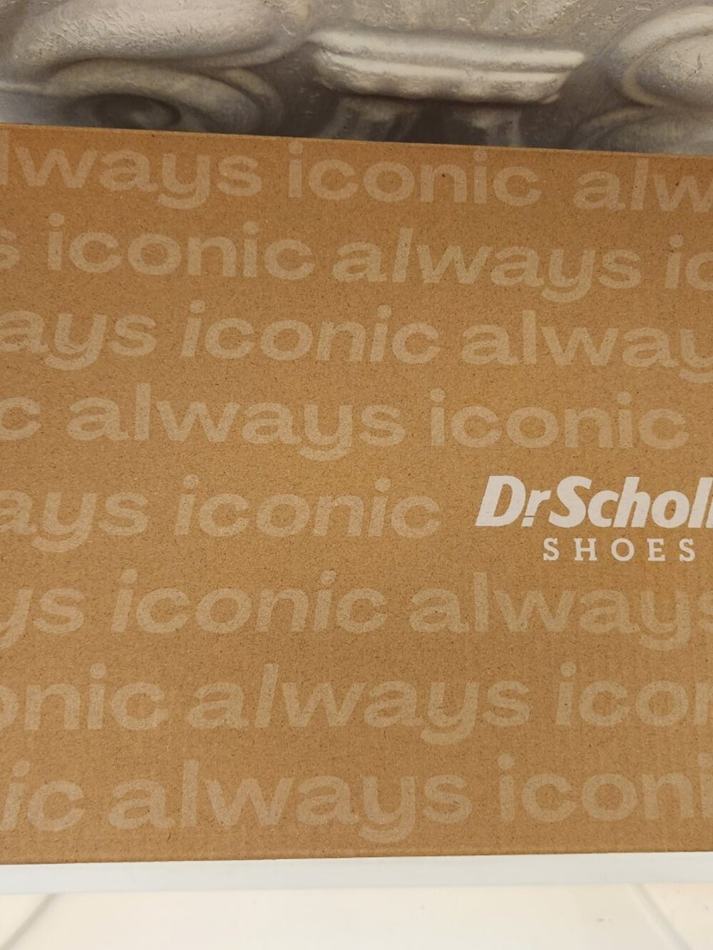 Dr. Scholls Take It Easy Taupe Suede Sneakers. NIB. Size 8.5 - Picture 8 of 9